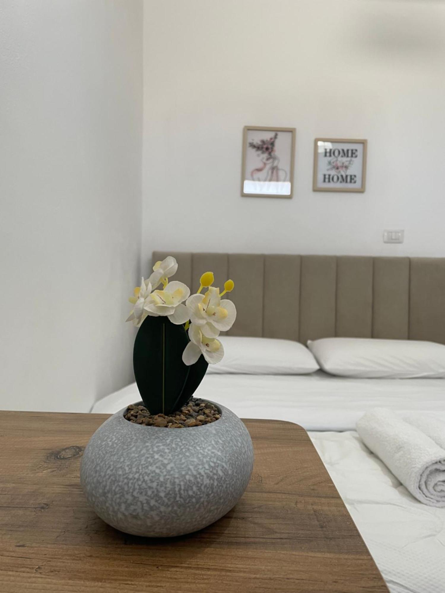 Rent Loren Holiday home *