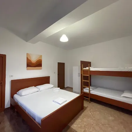 Rent Rooms Loren Vlore Exterior photo