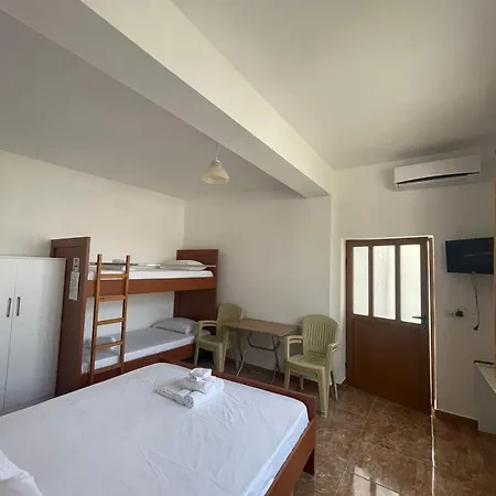 Rent Rooms Loren Vlore Exterior photo