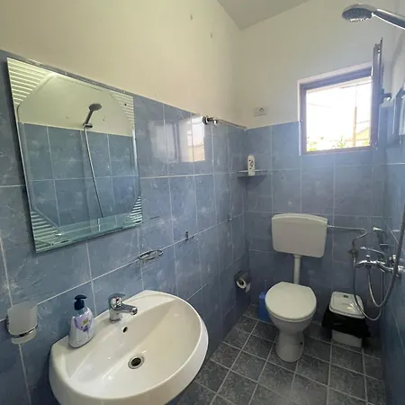 Rent Rooms Loren Vlore Exterior photo