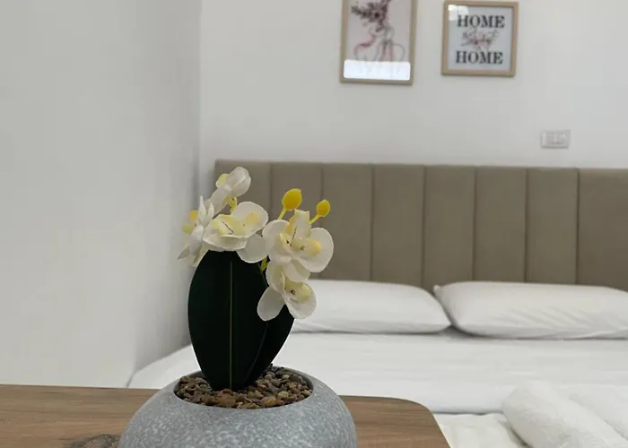 Rent Rooms Loren