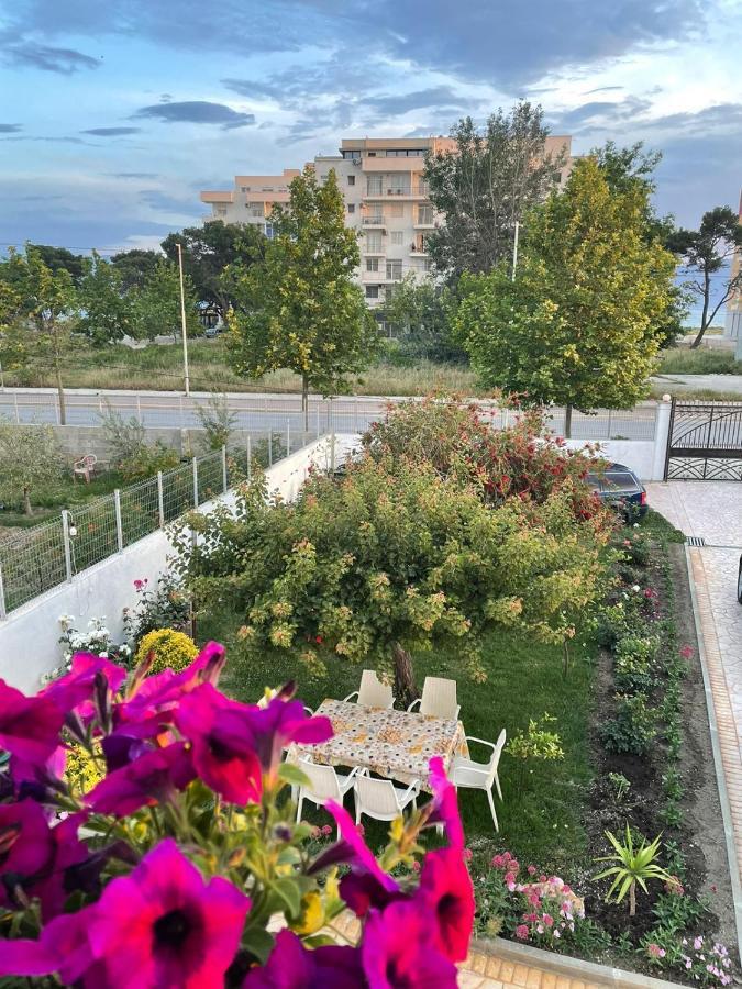 Ferienhaus Rent Loren *